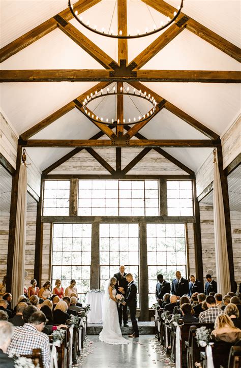 Big sky barn - Big Sky Barn is a unique and stunning wedding venue that combines historical wood, metal and stone with modern luxury details. Located near Lake Conroe and the Sam Houston …